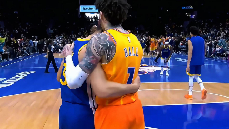 勇士黄蜂生死时刻：鲍尔关键三分 库里+巴特勒四罚全中拒绝逆转