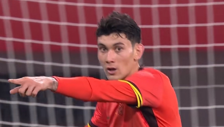 天秀！多角度看拜合拉木10分钟双响：后脚跟破门+单刀低射