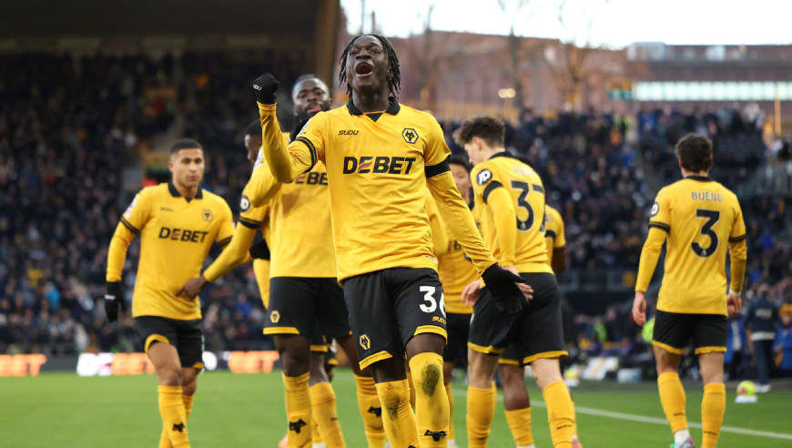 3-0！终于赢了！狼队20轮终获赛季首胜，若保级堪比莱斯特夺冠