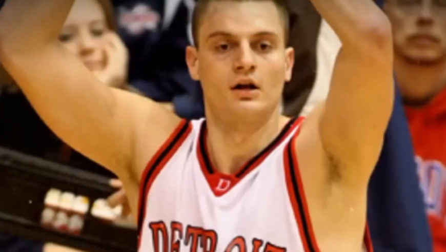 约基奇动手那一刻，他两个哥哥的社交媒体让整个联盟紧张了