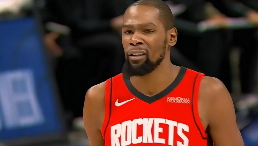 全靠死神硬撑！杜兰特登场送助攻+连拿7分接管火箭进攻对轰活塞