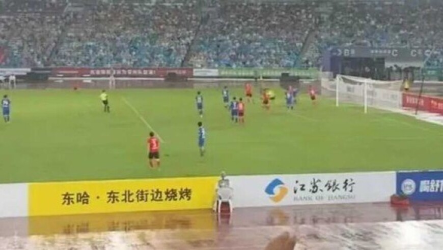 中国足球最“穷”赞助商：我没有滔天的背景，借了5000块钱才过的年