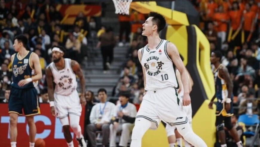 42+6+8！打出广东一身冷汗！他真拒绝NBA合同啊...
