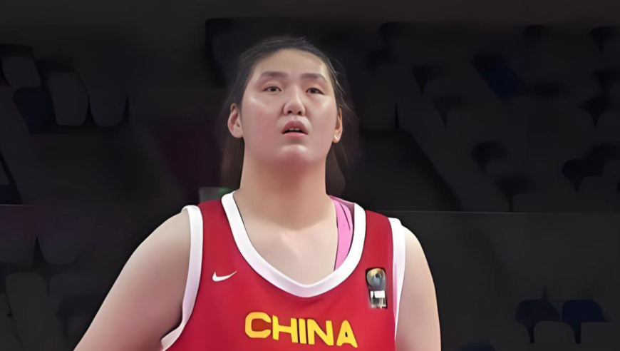 太可惜了！2米26的张子宇， 再一次无缘WCBA