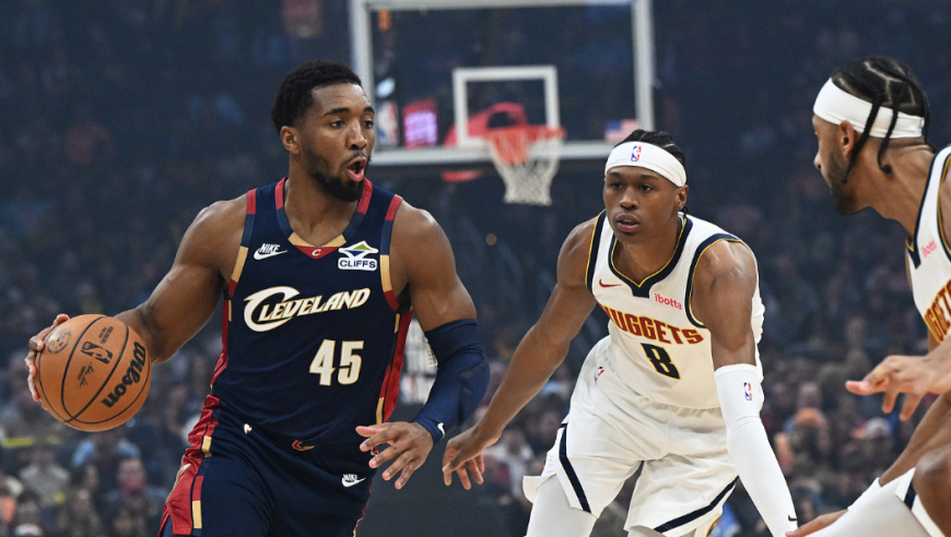 骑士掘金生死时刻：穆雷三分续命 米切尔暴扣+骑士四罚全中定胜局