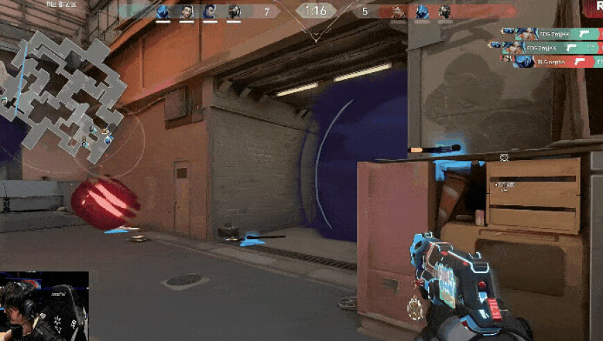 ZmjjKK与Smoggy标配顶住包点，两人合砍五杀EDG拿下手枪分