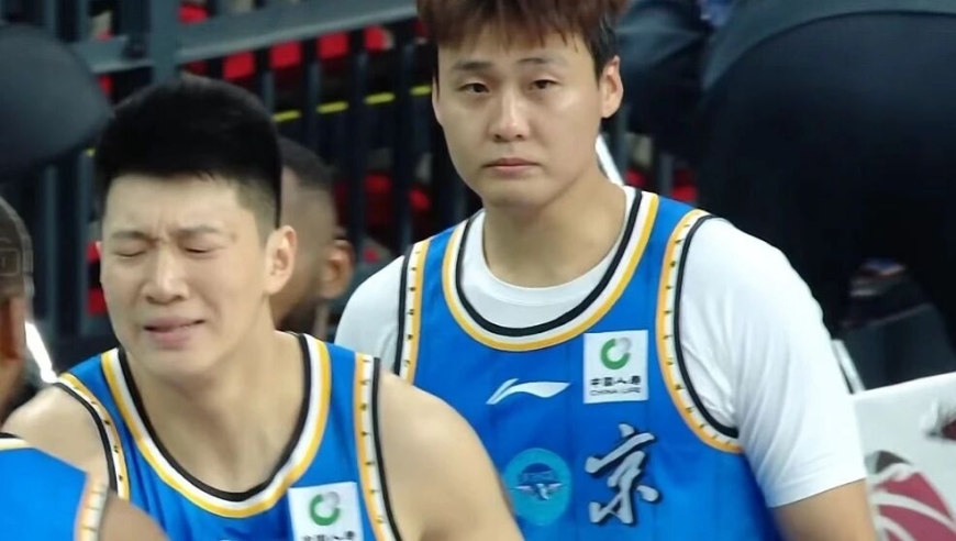 北京男篮大将赵睿受伤，CBA公司处罚徐昕，北控旧帅执教新疆男篮