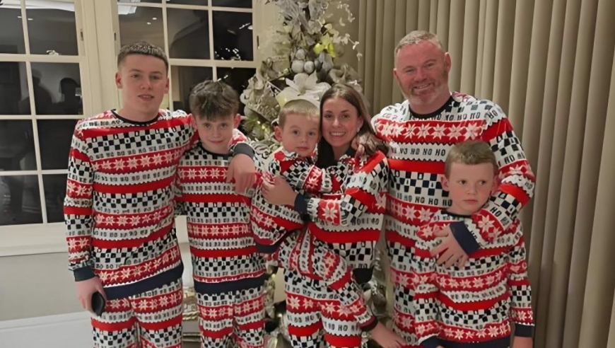 胡须花白！40岁鲁尼崩溃：受不了4儿子看4遍儿童节目 我干脆结扎了