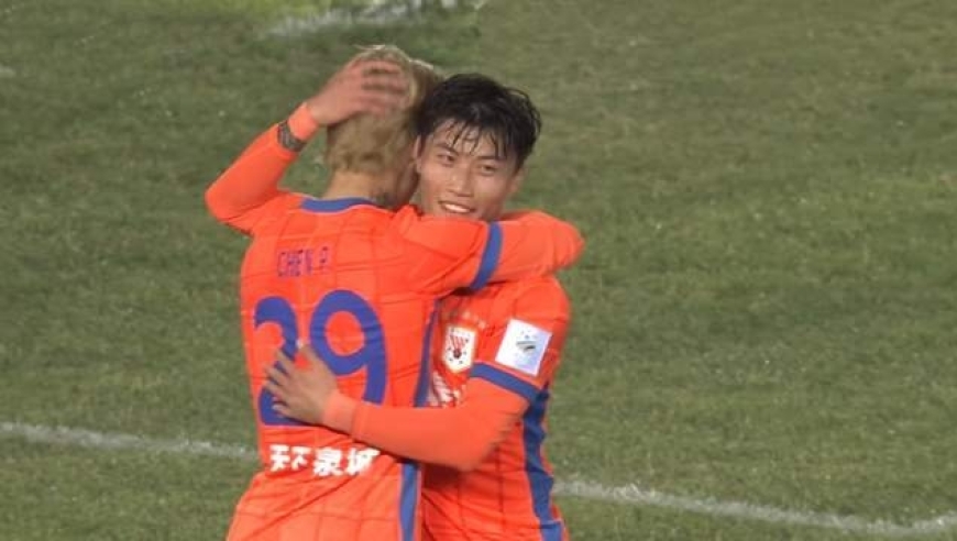 CCTV16直播，泰山队4场0球全败申花，瓦科保金靴位置，谢文能限制吴曦
