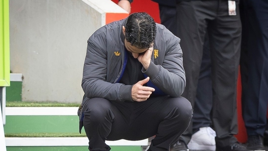 官宣！曼联解雇阿莫林 与高层闹翻后下课 63场25胜23负 名宿救火