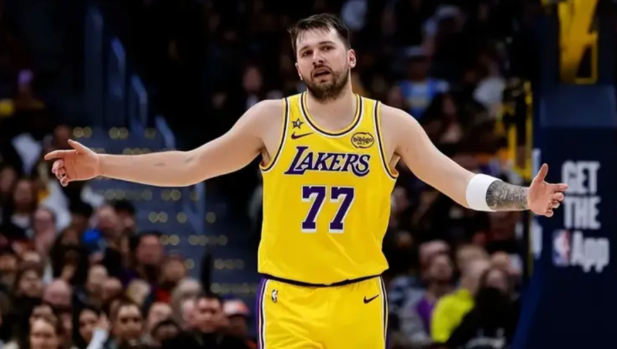 东契奇51分打爆公牛！湖人士气高涨力拼季后赛｜议起复盘