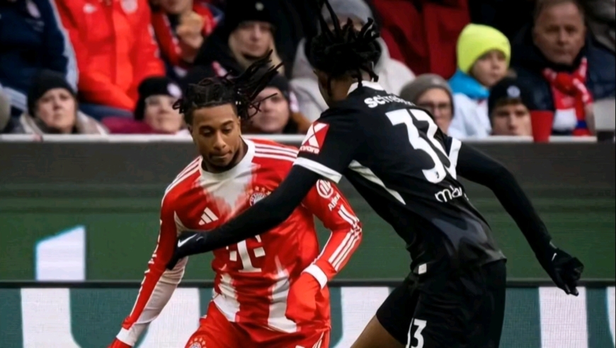 强到让人颤抖！慢镜还原拜仁让2追6逆转弗赖堡，全场沸腾庆祝