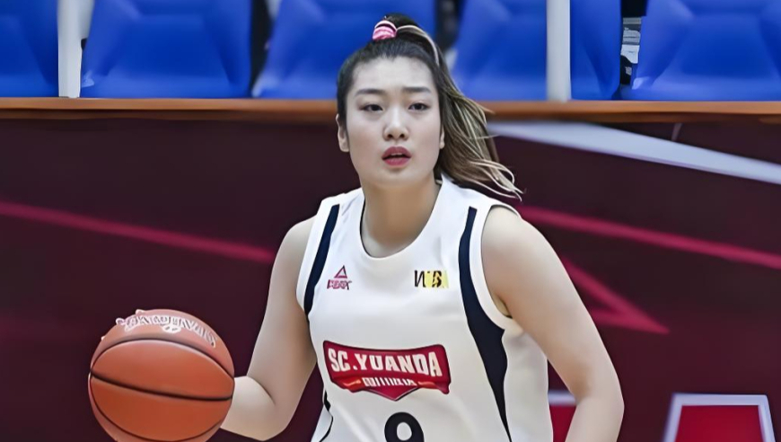 体坛记忆｜WCBA四川女篮77比62江苏女篮，李梦高难度三分看傻坎贝奇