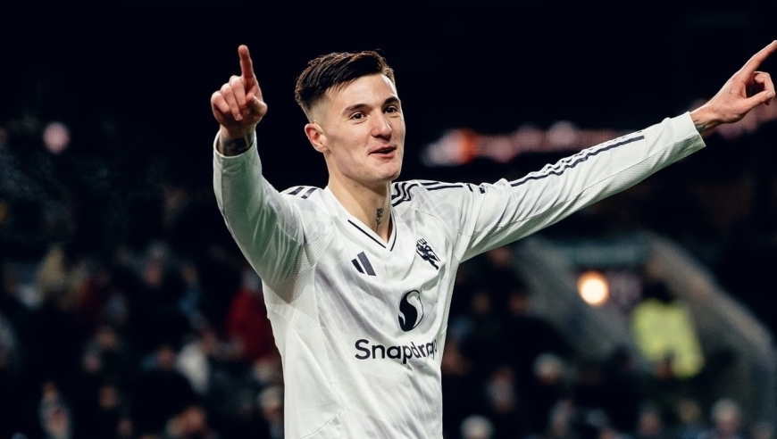 足坛一夜动态：曼联2-2倒数第二！切尔西5轮不胜 巴萨5-0进决赛