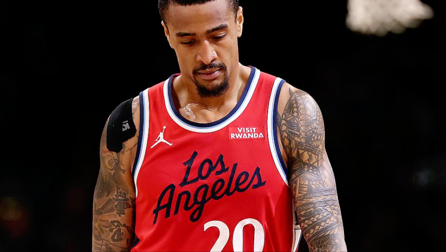 快船押宝28岁科林斯换36岁德罗赞，是绝境求生还是饮鸩止渴？