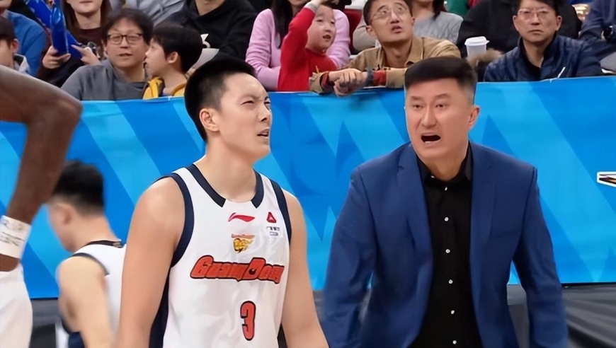 广东狂输31分揪出最大毒瘤！三节运动战0分+罚球4中1+5失误，在场输36分