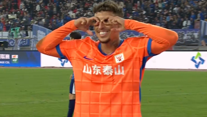 4分钟看泰山5-1三镇：瓦科双响克雷桑1射2传，王大雷扑点