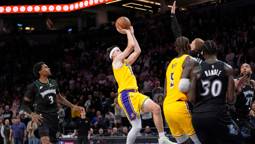 【集锦】湖人116-115森林狼 里夫斯天神下凡压哨绝杀森林狼