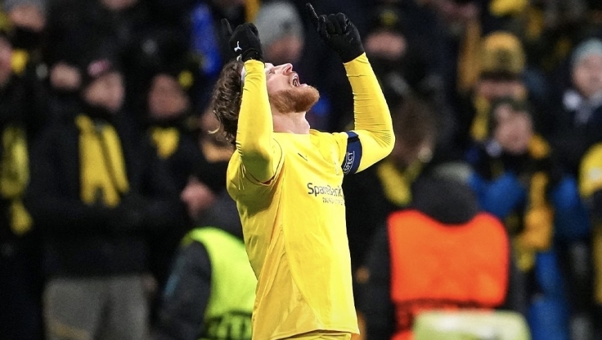 足坛一夜动态：国米欧冠1-3濒临出局！纽卡6-1 阿森纳英超遭绝平