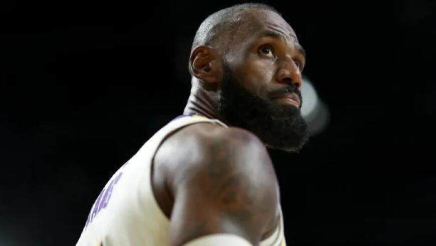 詹姆斯全明星票选滑落至第15 你正在见证时代落幕