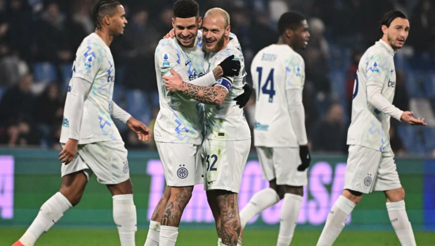 碾压局！回看国米单场5粒高燃进球，头顶脚踢萨索洛根本没法防