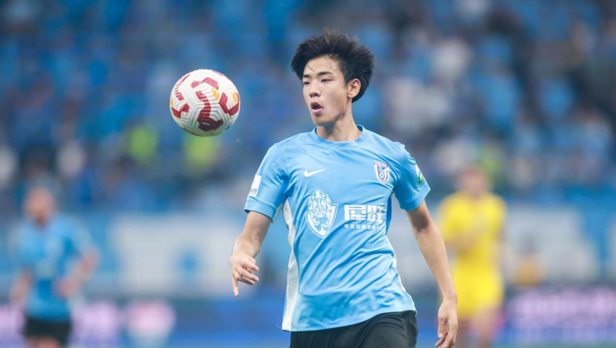 观赏性拉满！全运会现神仙球：中超大连新星脚后跟踢毽子般门线得分