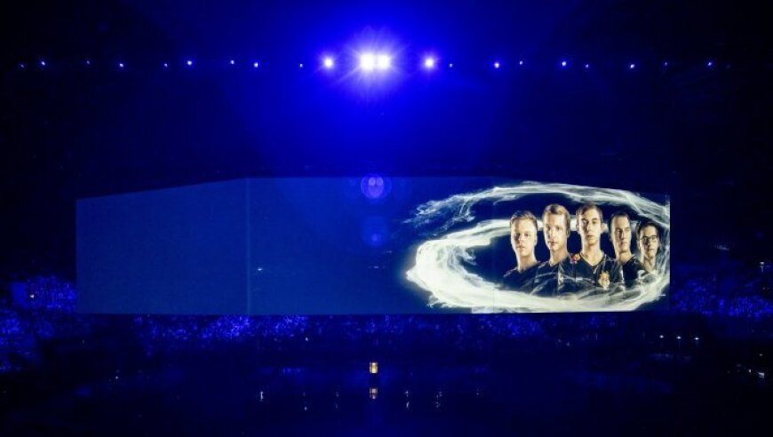 G2：既然FPX退出LPL，那他们的冠军是不是归我们所了 ​