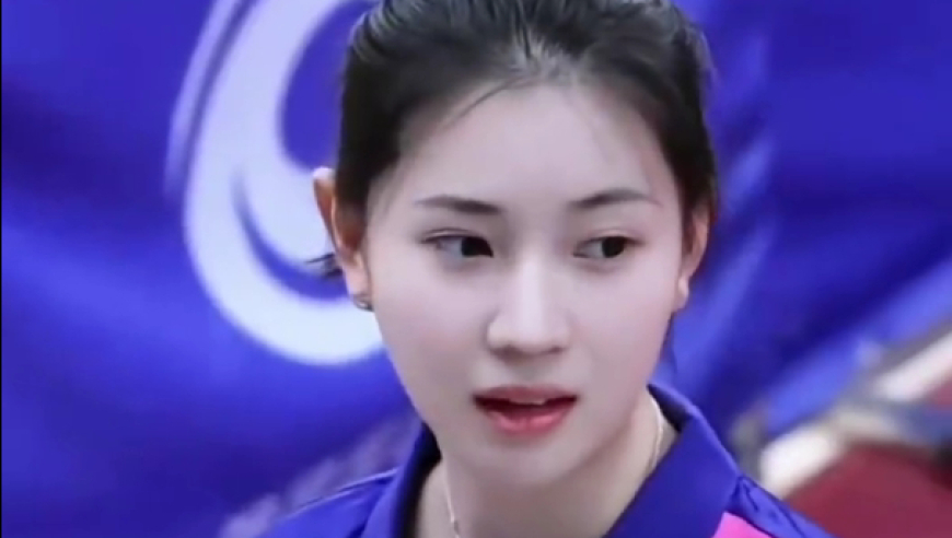 国乒美女小将爆冷击败陈幸同，赛后一席话，球迷盛赞她：人美心善