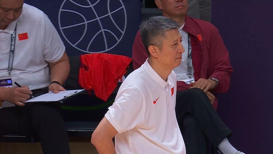 77-73改写C组排名！中国男篮受波及，郭士强需要做出调整