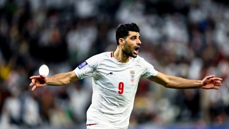 叛国？伊朗头号球星与以色列球员互换球衣 或被国家队开除无缘世界杯