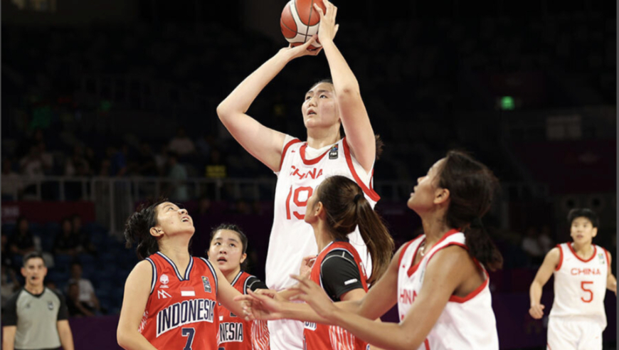 &ldquo;这不公平&rdquo; ！日媒关注身高 220cm 中国女篮球员张子宇