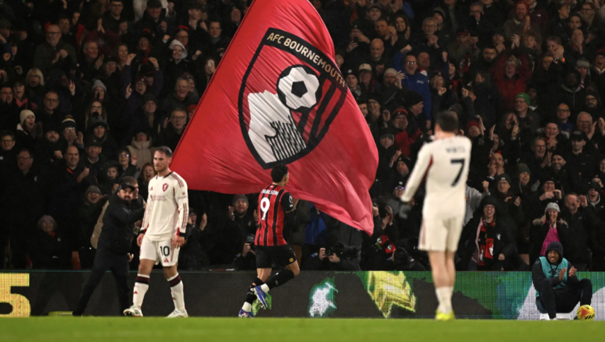 95分钟压哨绝杀！英超神剧情：10.4亿豪门惨遭爆冷 13场不败终结