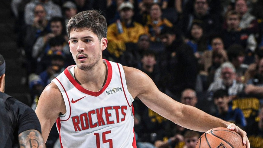 谢日天！谢泼德vs勇士集锦：对位碾压库里 爆砍31分创生涯新高