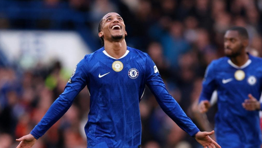 一场2-0，让英超争四格局大乱，曼联紧追利物浦，切尔西第6