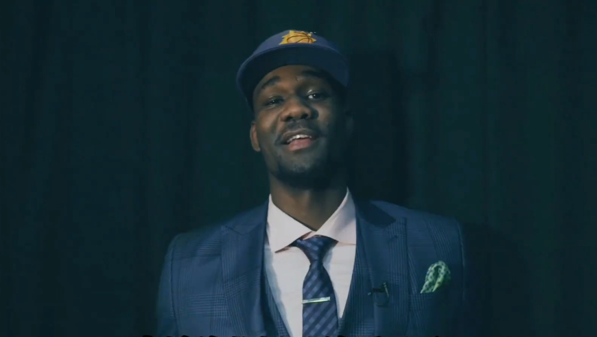 从问题状元到雄狮一般的男人！湖人 是如何唤醒艾顿 内心的野兽的？