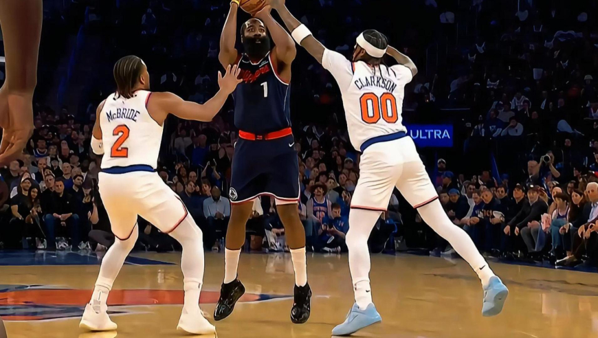 强到离谱！哈登连中强投三分+造三分犯规包揽快船90秒全部9分