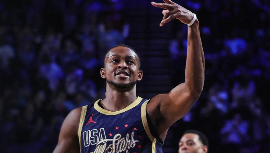 NBA官方全明星十佳球：利拉德戴表卡布惊天扣篮 多记绝杀上榜太过瘾