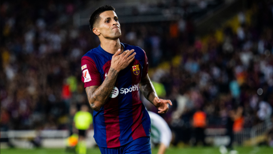 赢麻了！3大巨星愿意0价加盟巴萨，弗里克笑了，亚马尔迎来新搭档