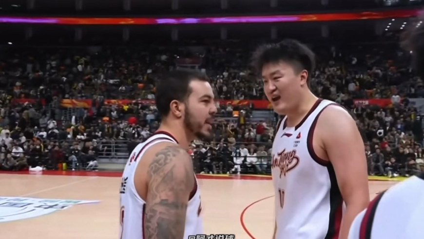 约克中场绝杀广东男篮，将被载入CBA史册的绝杀球