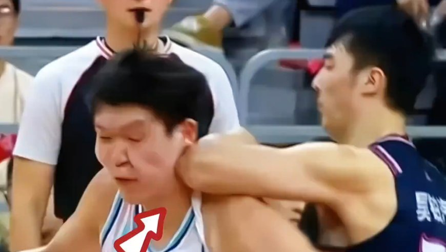 不知道是不是该高兴！经过CBA的洗礼，杨瀚森丝毫不畏惧NBA身体对抗！