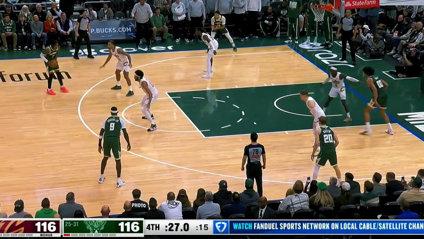 骑士雄鹿决胜时刻：小波特准绝杀 施罗德带伤绝平+阿伦反绝杀超时