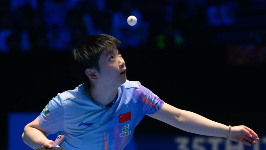 裁判抢镜！孙颖莎吃黄牌险遭逆转马琳暂停立大功 萨马拉多次被罚